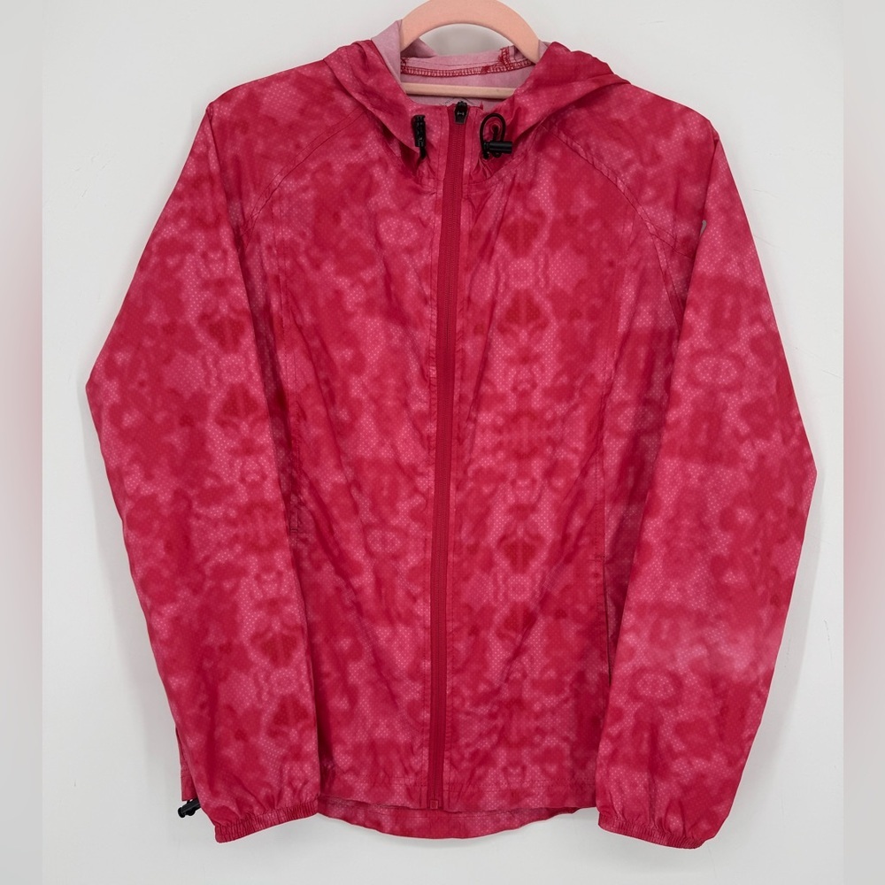 ASICS Women's Packable Jacket Size Medium